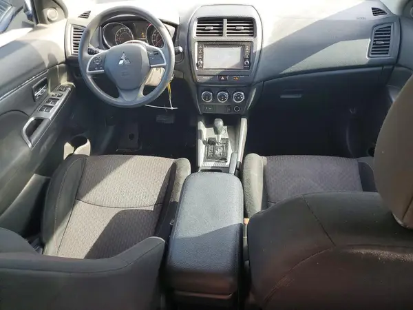 JA4AP3AU9JU007116 2018 MITSUBISHI OUTLANDER - Image 8