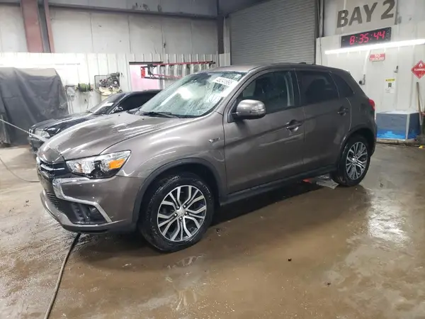 JA4AP3AU9JU020352 2018 MITSUBISHI OUTLANDER - Image 1
