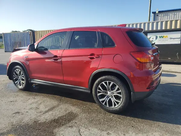 JA4AP3AU9JU026099 2018 MITSUBISHI OUTLANDER - Image 2