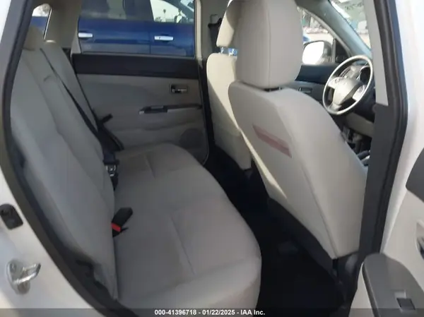 JA4AP3AU9JZ002954 2018 MITSUBISHI OUTLANDER - Image 8