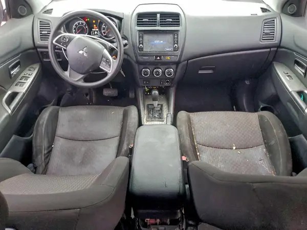 JA4AP3AU9JZ008298 2018 MITSUBISHI OUTLANDER - Image 8