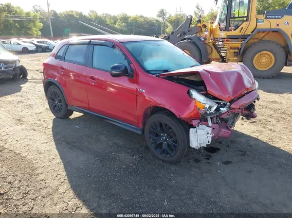 JA4AP3AU9JZ031709 2018 MITSUBISHI OUTLANDER - Image 1