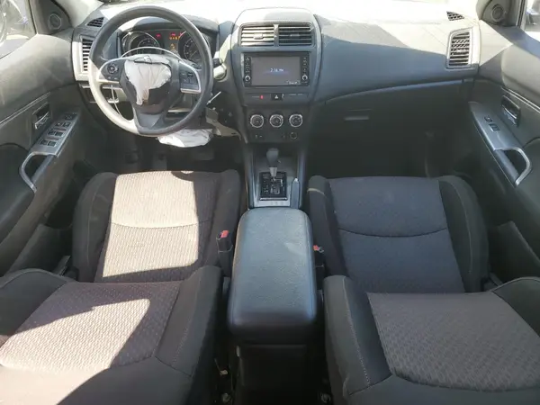 JA4AP3AU9JZ036327 2018 MITSUBISHI OUTLANDER - Image 8