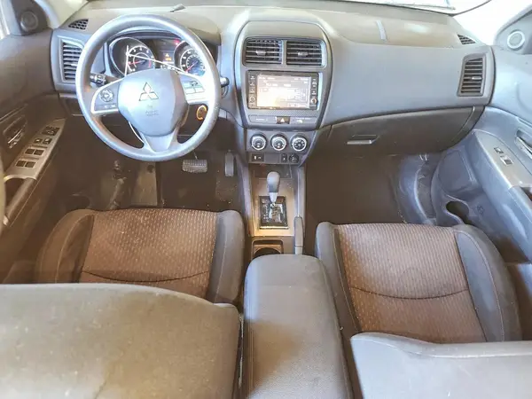 JA4AP3AU9KU002466 2019 MITSUBISHI OUTLANDER - Image 8
