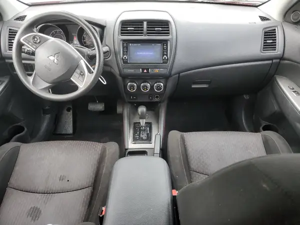 JA4AP3AU9KU004198 2019 MITSUBISHI OUTLANDER - Image 8
