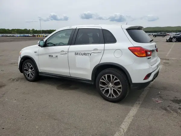 JA4AP3AU9KU004394 2019 MITSUBISHI OUTLANDER - Image 2