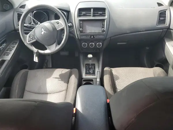 JA4AP3AU9KU004461 2019 MITSUBISHI OUTLANDER - Image 8