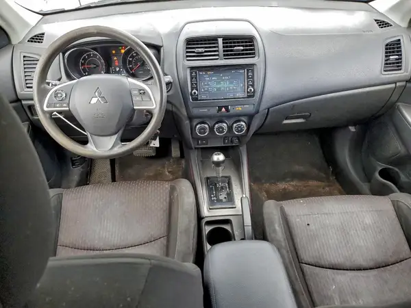 JA4AP3AU9KU016044 2019 MITSUBISHI OUTLANDER - Image 8