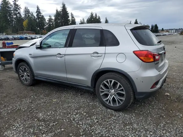 JA4AP3AU9KU017176 2019 MITSUBISHI OUTLANDER - Image 2