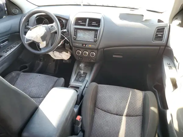 JA4AP3AU9KU018893 2019 MITSUBISHI OUTLANDER - Image 8