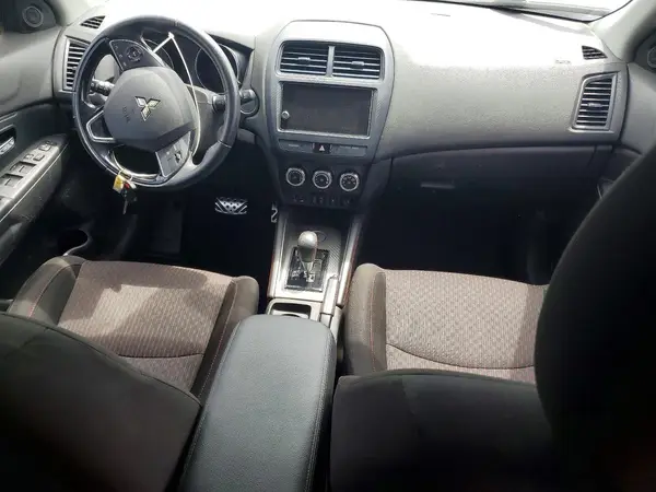 JA4AP3AU9KU020286 2019 MITSUBISHI OUTLANDER - Image 8
