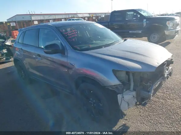 JA4AP3AU9KU022460 2019 MITSUBISHI OUTLANDER - Image 1