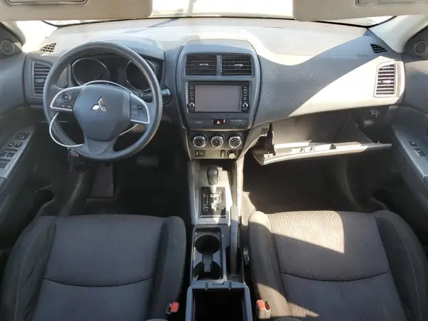 JA4AP3AU9KU024256 2019 MITSUBISHI OUTLANDER - Image 8