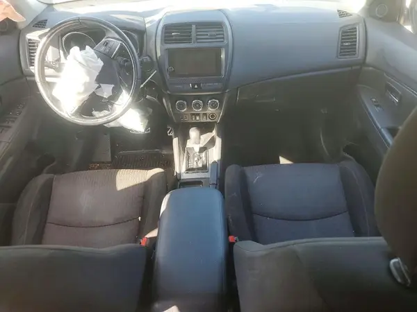 JA4AP3AU9KU025214 2019 MITSUBISHI OUTLANDER - Image 8
