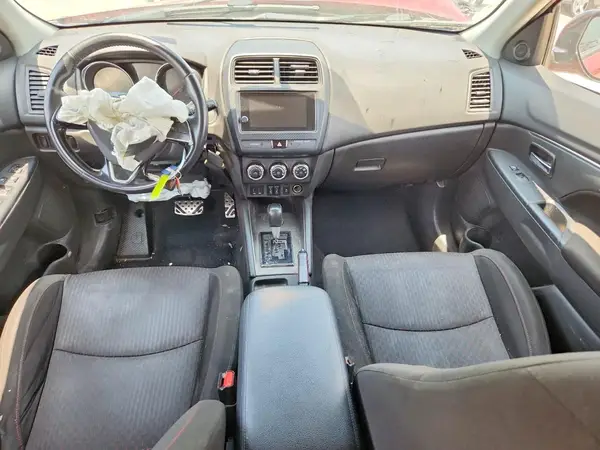 JA4AP3AU9KU027173 2019 MITSUBISHI OUTLANDER - Image 8