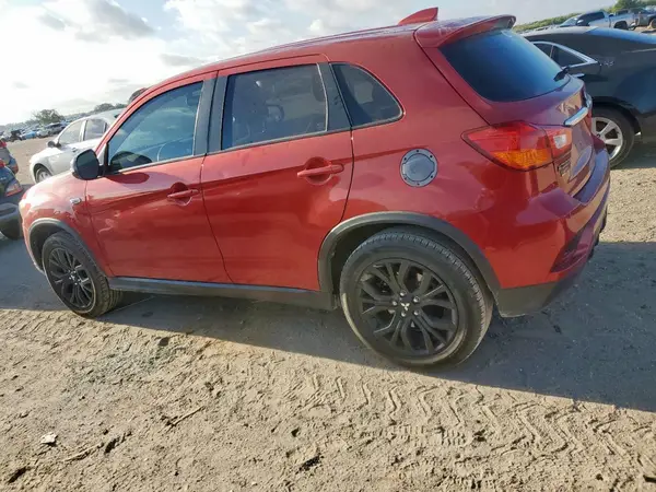 JA4AP3AU9KU030087 2019 MITSUBISHI OUTLANDER - Image 2