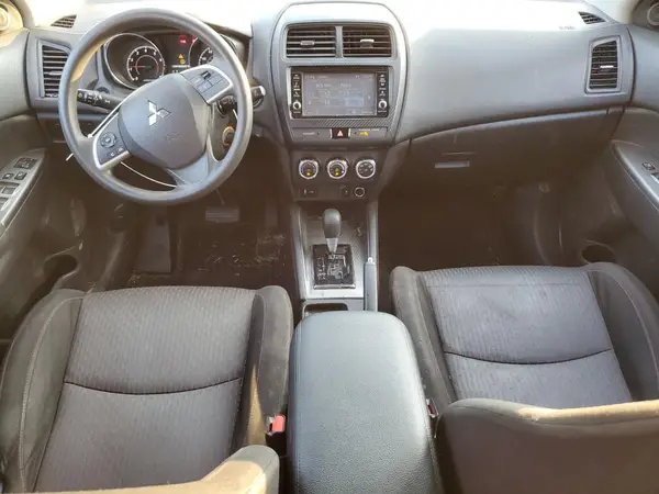 JA4AP3AU9KU032373 2019 MITSUBISHI OUTLANDER - Image 8