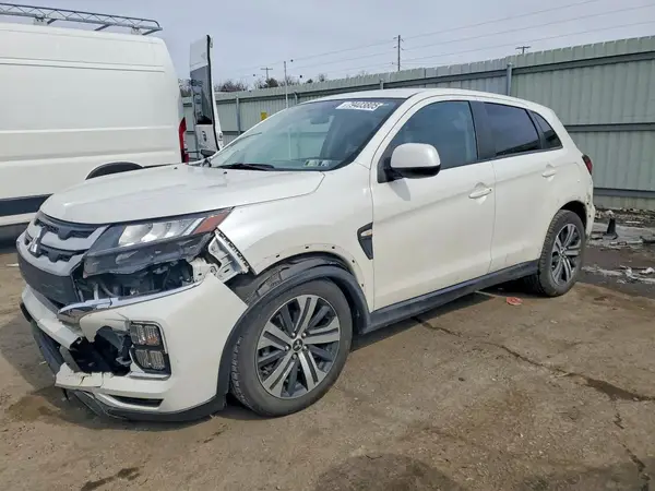 JA4AP3AU9LU004106 2020 MITSUBISHI OUTLANDER - Image 1