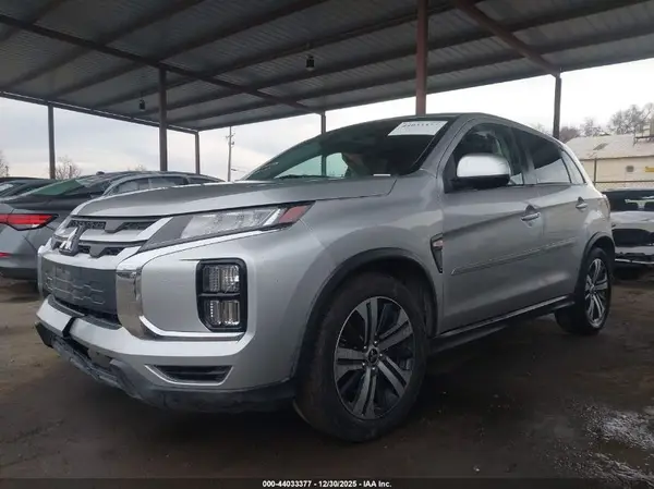 JA4AP3AU9LU005983 2020 MITSUBISHI OUTLANDER - Image 2