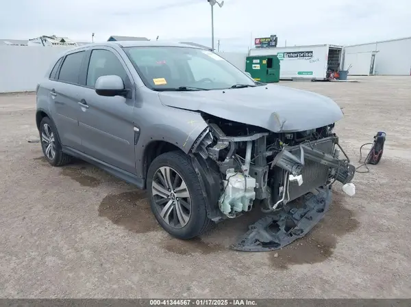 JA4AP3AU9LU006633 2020 MITSUBISHI OUTLANDER - Image 1