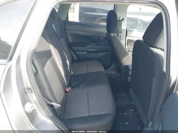 JA4AP3AU9LU008463 2020 MITSUBISHI OUTLANDER - Image 8