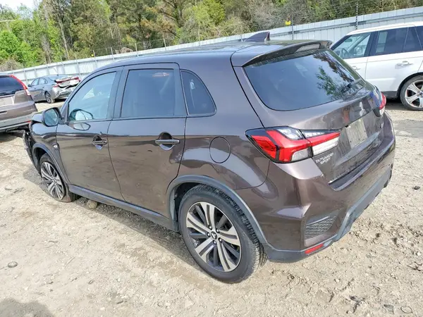 JA4AP3AU9LU011217 2020 MITSUBISHI OUTLANDER - Image 2