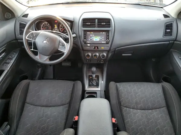 JA4AP3AU9LU012111 2020 MITSUBISHI OUTLANDER - Image 8