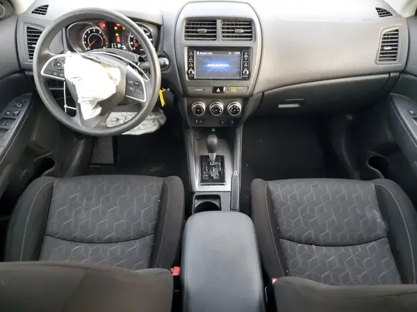 JA4AP3AU9LU022279 2020 MITSUBISHI OUTLANDER - Image 8