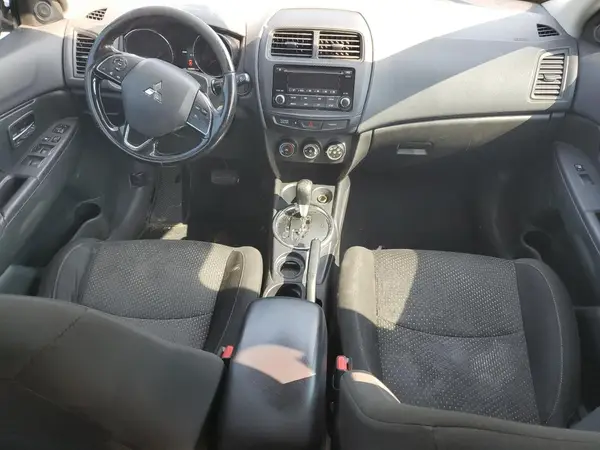 JA4AP3AUXGZ027127 2016 MITSUBISHI OUTLANDER - Image 8