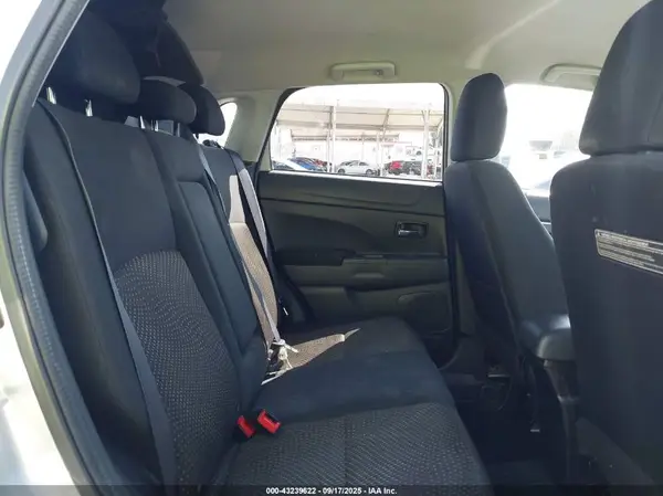 JA4AP3AUXGZ030545 2016 MITSUBISHI OUTLANDER - Image 8