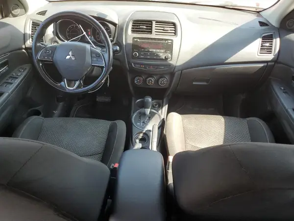 JA4AP3AUXGZ047684 2016 MITSUBISHI OUTLANDER - Image 8