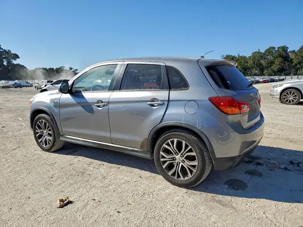 JA4AP3AUXGZ060242 2016 MITSUBISHI OUTLANDER - Image 2