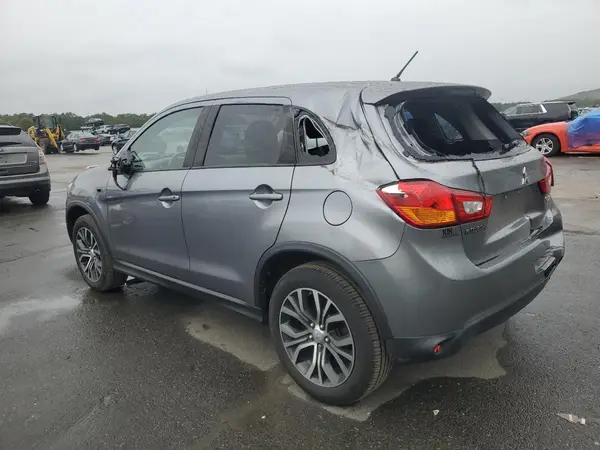 JA4AP3AUXGZ062623 2016 MITSUBISHI OUTLANDER - Image 2