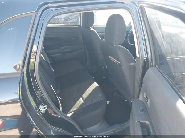 JA4AP3AUXGZ065456 2016 MITSUBISHI OUTLANDER - Image 8