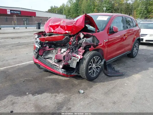 JA4AP3AUXHZ000494 2017 MITSUBISHI OUTLANDER - Image 2