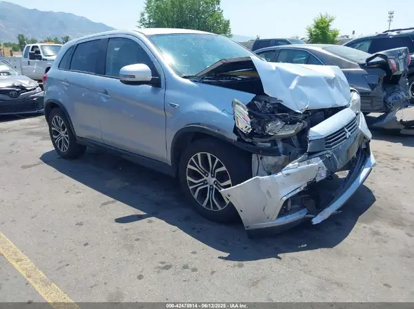 JA4AP3AUXHZ012578 2017 MITSUBISHI OUTLANDER - Image 1