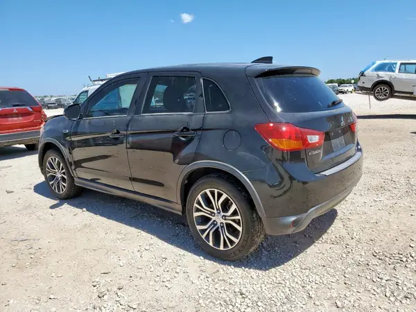 JA4AP3AUXHZ042888 2017 MITSUBISHI OUTLANDER - Image 2