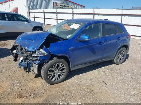 JA4AP3AUXHZ045600 2017 MITSUBISHI OUTLANDER - Image 2