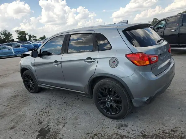 JA4AP3AUXHZ046584 2017 MITSUBISHI OUTLANDER - Image 2