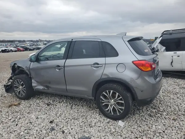 JA4AP3AUXHZ048691 2017 MITSUBISHI OUTLANDER - Image 2