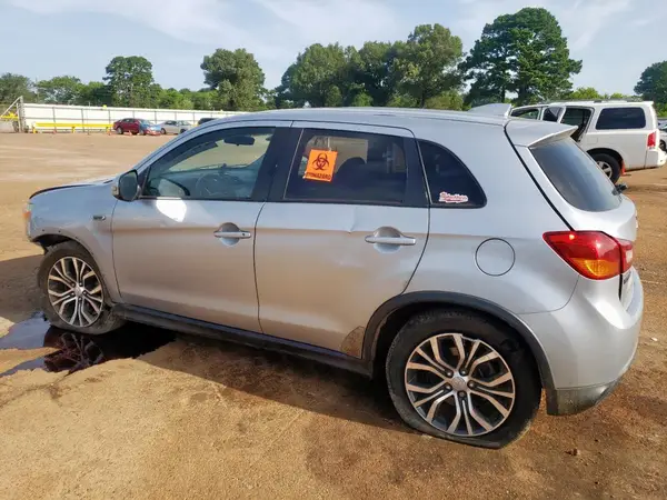 JA4AP3AUXHZ065264 2017 MITSUBISHI OUTLANDER - Image 2