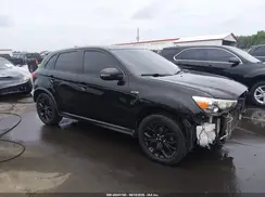 JA4AP3AUXJU014284 2018 MITSUBISHI OUTLANDER
