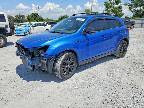 JA4AP3AUXJU014303 2018 MITSUBISHI OUTLANDER - Image 1