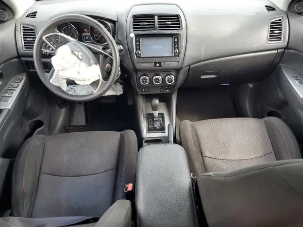 JA4AP3AUXJU016780 2018 MITSUBISHI OUTLANDER - Image 8