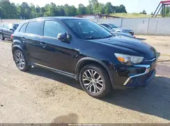 JA4AP3AUXJU021896 2018 MITSUBISHI OUTLANDER