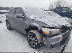 JA4AP3AUXJU023339 2018 MITSUBISHI OUTLANDER