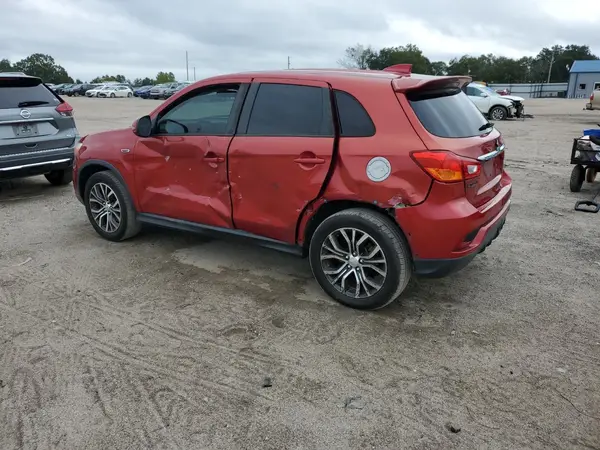 JA4AP3AUXJU023762 2018 MITSUBISHI OUTLANDER - Image 2