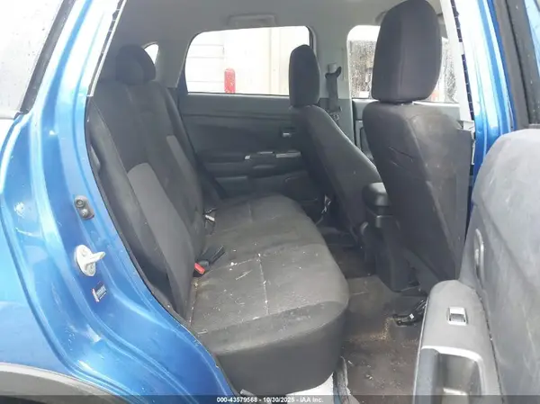 JA4AP3AUXJZ008908 2018 MITSUBISHI OUTLANDER - Image 8
