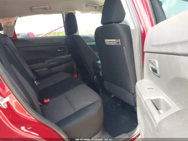 JA4AP3AUXJZ022422 2018 MITSUBISHI OUTLANDER - Image 8
