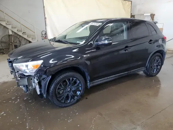 JA4AP3AUXJZ026454 2018 MITSUBISHI OUTLANDER - Image 1